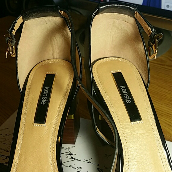 Kensie - Picture 4 of 7